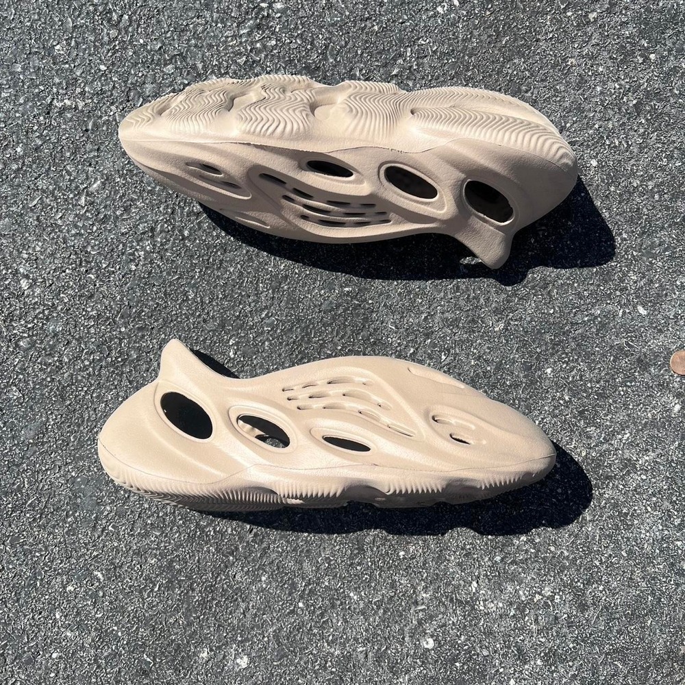 Yeezy Adidas Foam Runner Stone size 10
